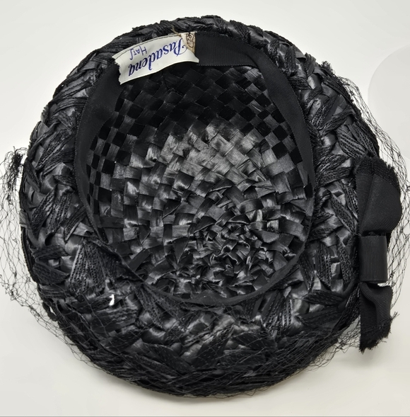 VINTAGE 1950 PASADENA HATS BLACK WOVEN STRAW BOATER HAT VEIL WOMEN OS WHIMSIGOTH - Picture 13 of 15